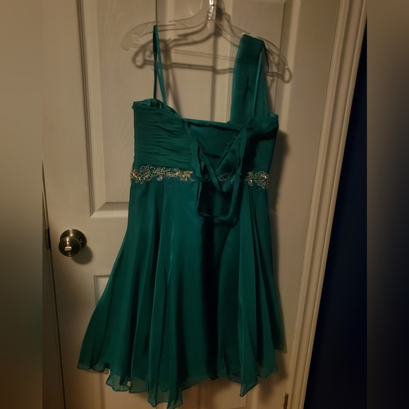 GREEN DIAMOND DRESS - Picture 3 of 3